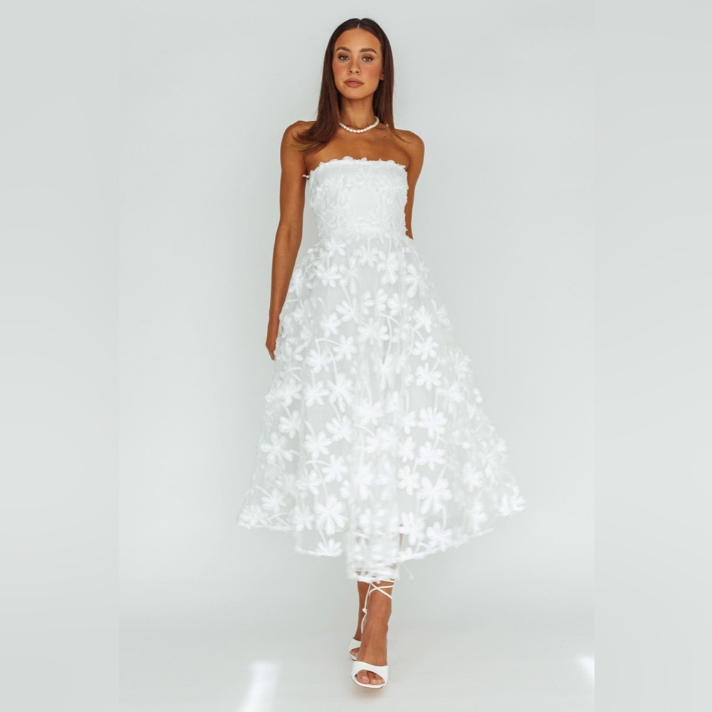 Selfie Leslie Dori Floral Embellished Midi Dress White Strapless Size Small